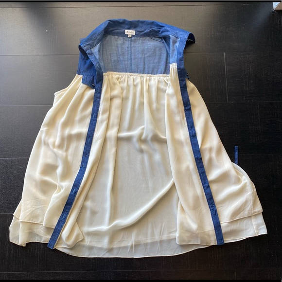 Button down Blouse - Picture 6 of 6